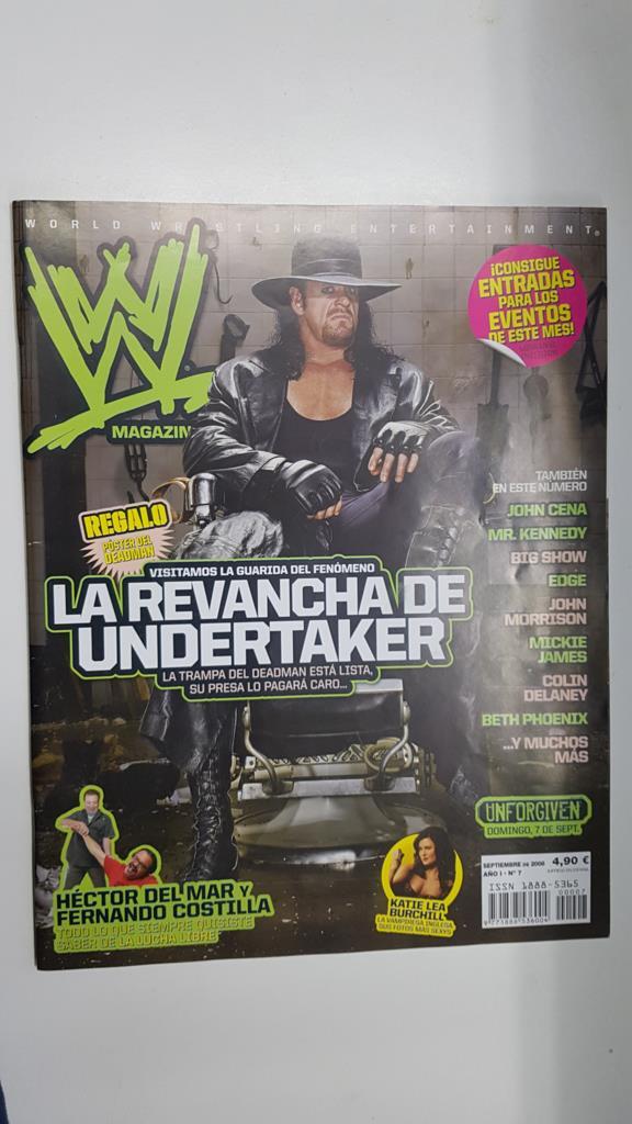 Revista lucha libre: WWE Magazine año I num 7, septiembre 2008 (NO INCLUYE EL POSTER). Katie Lea la vampiresa inglesa, sus fotos mas sexys