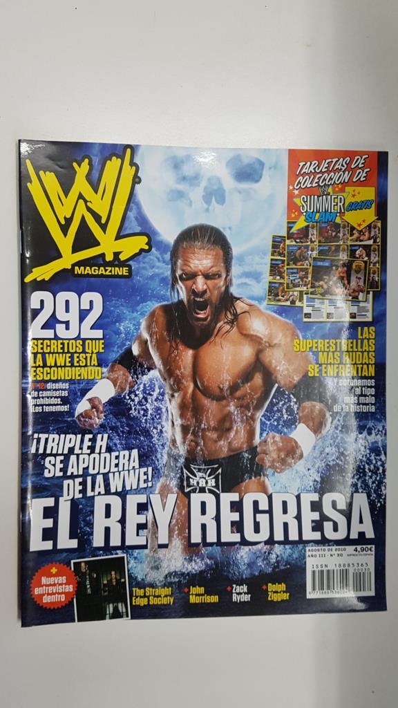 Revista lucha libre: WWE Magazine año III num 30, agosto 2010. Entrevistas a THe Straight Edge Society, John Morrison, Zack Ryder, etc.