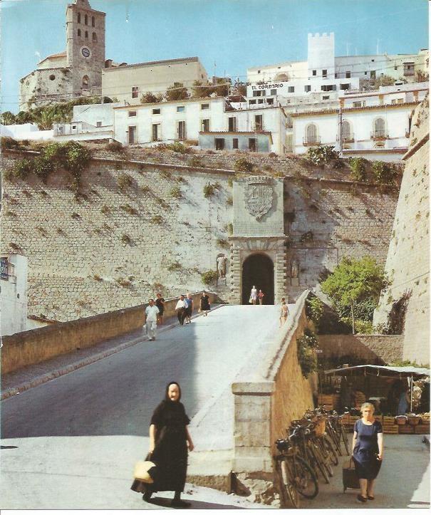 LAMINA 26432: Portal de las Tablas de Ibiza