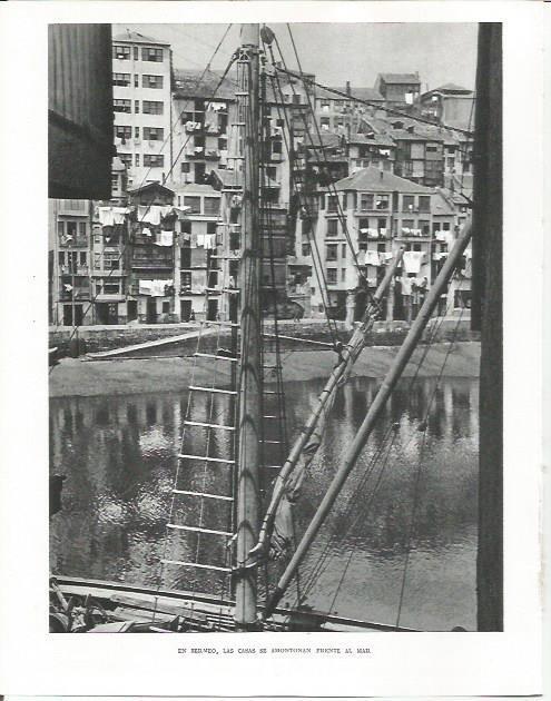 LAMINA 26571: Barrio costero de Bermeo