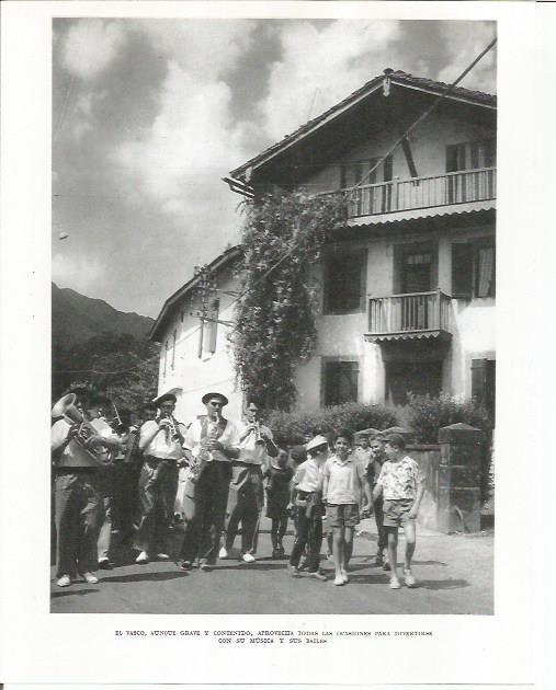 LAMINA 26706: Musicos en el Pais Vasco