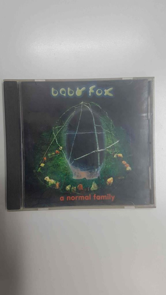 CD Musica: Baby Fox a normal family