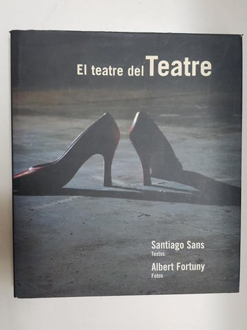 Triangle: El teatre del Teatre. Una visita -entre critica i enamorada- al mon de l'escenari