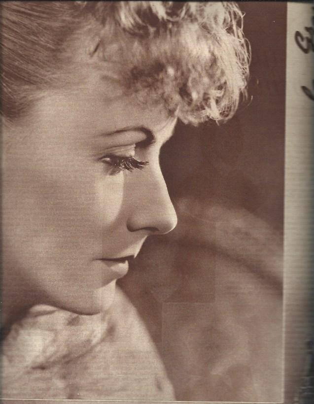 LAMINA 30864: Foto de perfil de Greta Garbo