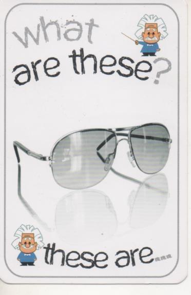 Cromo E001667: Cards. What is it?. Sunglasses