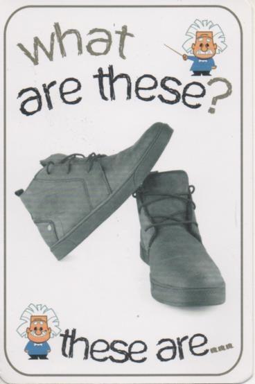 Cromo E001683: Cards. What is it?. Shoes