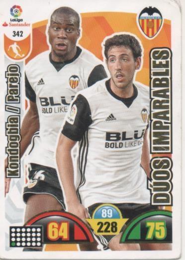 Cromo E002962: Trade Card Game Adrenalyn. Liga 2017-18, Dúos Imparables. Kondogbia/Parejo. Valencia C.F.