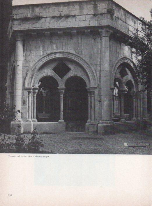 LAMINA V15337: Santa Maria de Poblet. Templet del lavado