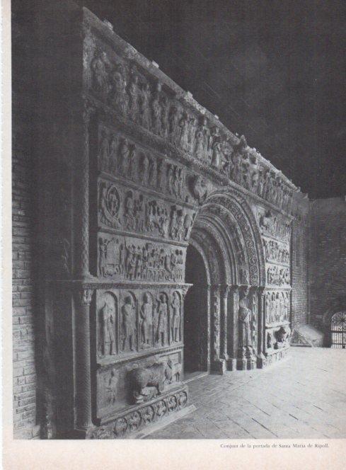 LAMINA V15273: Portada de Santa Maria de Ripoll. Conjunt de la portada