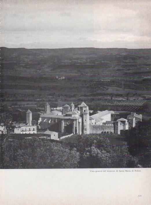 LAMINA V15288: Santa Maria de Poblet. Vista general del Monastir