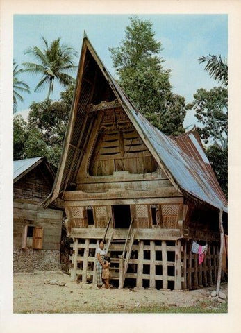 LAMINA V14979: Cabaña batak en Sumatra