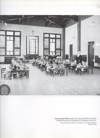 LAMINA V16243: Aula de niños de la Escuela de Beneficiencia de la Diputacio de Tarragona 1920