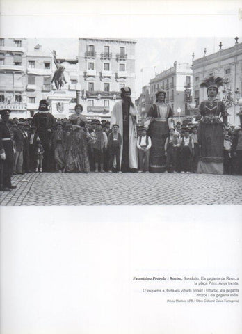LAMINA V16229: Los gigantes de Reus en la Plaça Prim en 1930