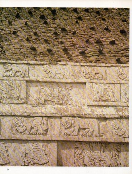LAMINA V18288: Bajorrelieve del templo de Quetzalcoatl