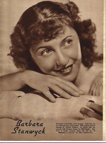 LAMINA 32178: Primer plano de Barbara Stanwyck
