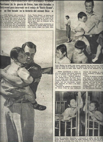 LAMINA 32925: Rock Hudson con niños de Corea