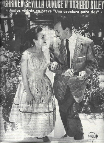 LAMINA 32618: Carmen Sevilla y Richard Kiley