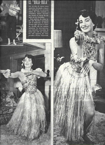 LAMINA 32655: Julia Adams bailando hula hula