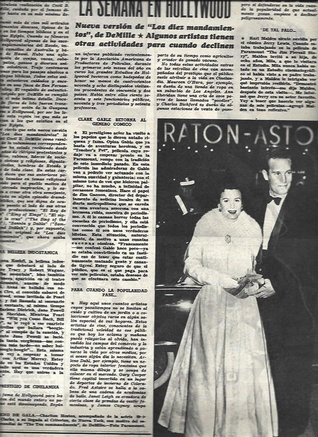 LAMINA 32860: Charlton Heston en el estreno de Los Diez Mandamientos