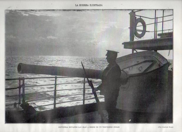 LAMINA V20969: Centinela a bordo de un torpedero ingles