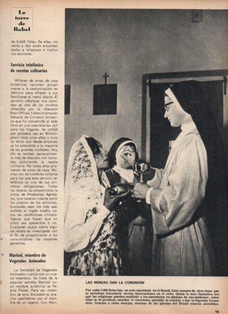 LAMINA V21589: Monja dando la comunion en Brasil