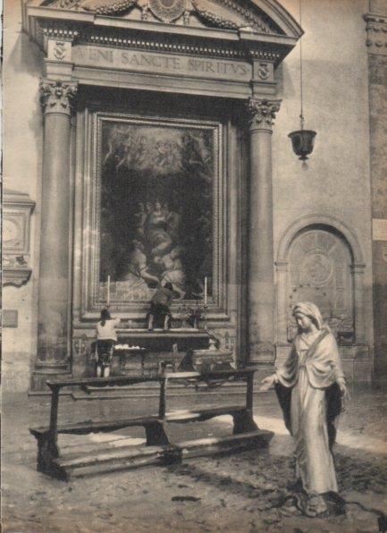LAMINA V21337: Virgen de la iglesia de la Santa Croce en Florencia salvada de las inundaciones
