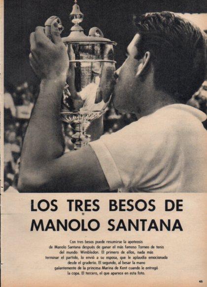 LAMINA V24901: M. Santana con la copa de Wimbledon 