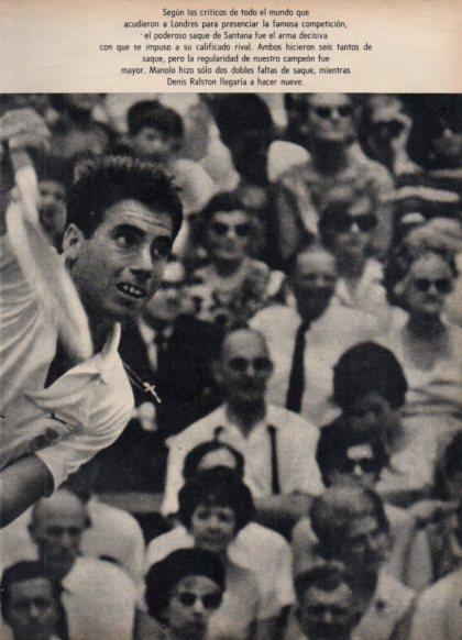 LAMINA V24902: M. Santana jugando en Wimbledon
