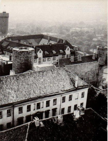 LAMINA V24771: Tallinn. Castillo de Toompea conjunto arquitectonico