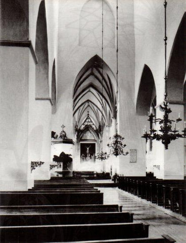 LAMINA V24810: Nave de la iglesia de Oleviste en Tallinn