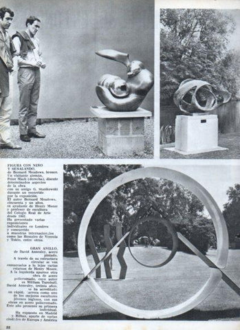LAMINA V25049: Figura con niño señalando por B. Meadows y Gran anillo por D.Annesley
