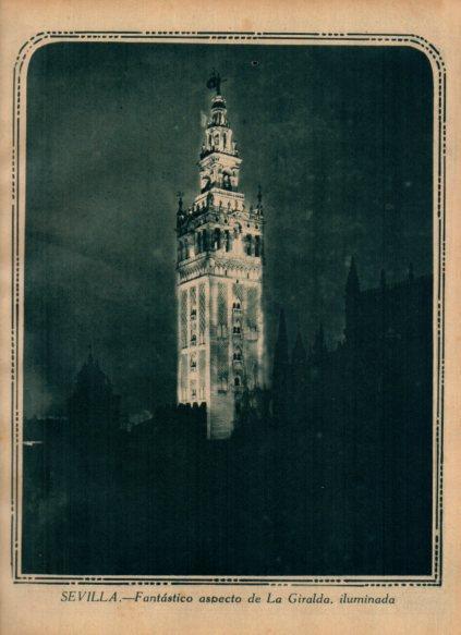 LAMINA V24502: La Giralda iluminada, Sevilla