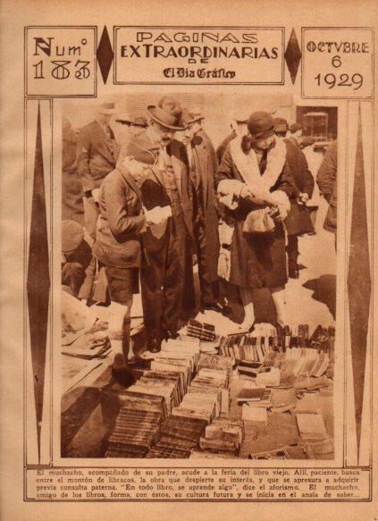 LAMINA V24551: Padre e hijo en la feria del libro viejo