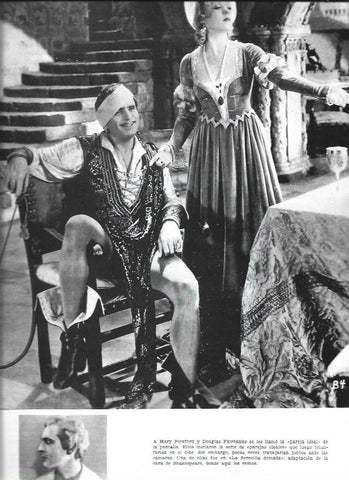 LAMINA 33870: Mary Pickford y Douglas Fairbanks en La fierecilla domada