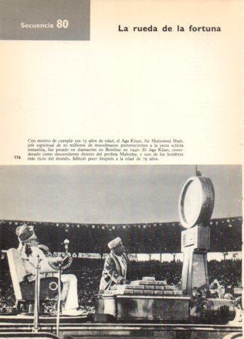 LAMINA V36696: Aga Khan Shah en una bascula en Bombay  en 1946