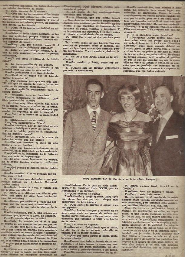 LAMINA 35541: Mary Santpere con su marido y su hijo