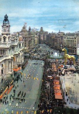 POSTAL PV09233: Desfiles falleros en Plaza del Caudillo, Valencia