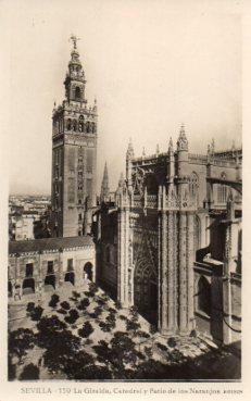 POSTAL PV09201: Giralda, Catedral y Patio de los Naranjos, Sevilla