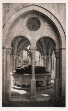 POSTAL PV09194: Fuente en Monasterio de Santes Creus