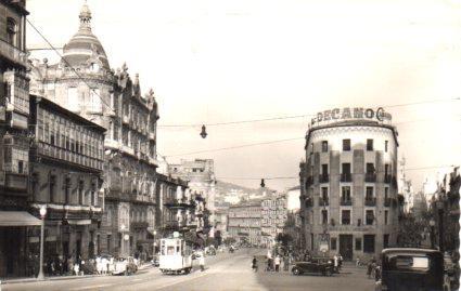POSTAL PV08809: Plaza del Capitan Carrero, Vigo