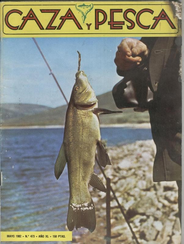 Caza y Pesca numero 473: leve roto cubierta lado superior derecha segun imagen