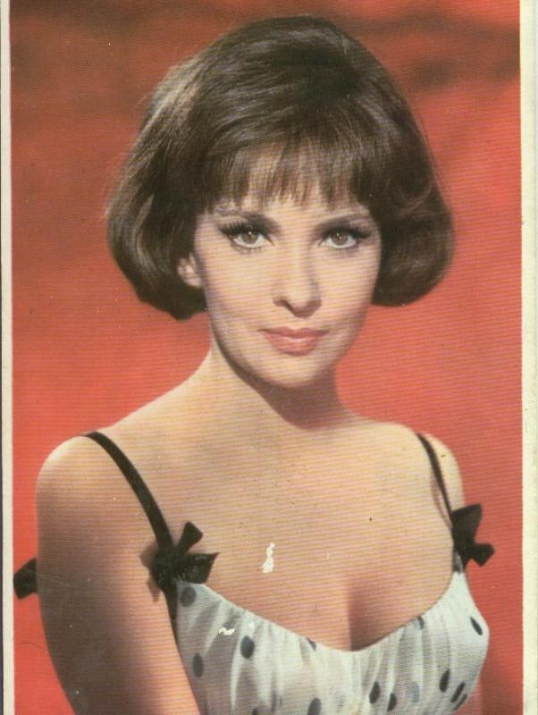 Postal:: Gina Lollobrigida