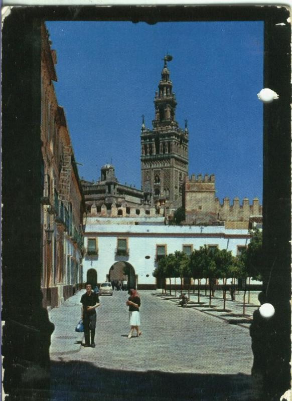 Postal: Sevilla: Patio de Banderas y Giralda