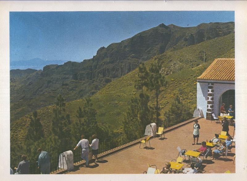 Gran Canaria: Lamina 16: Terraza parador Cruz de Tejeda