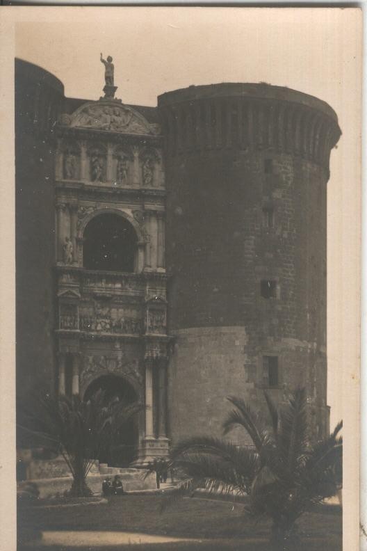Postal B/N 0096 : Arco trionfale di Alfonso I en Castel Nuovo de Napoli