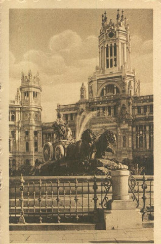 Postal B/N 0208 :  la Cibeles y Casa de Correos en Madrid