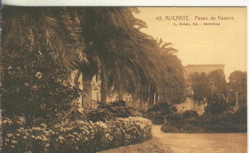 Postal B/N 0250 : Paseo de Ramiro de Alicante