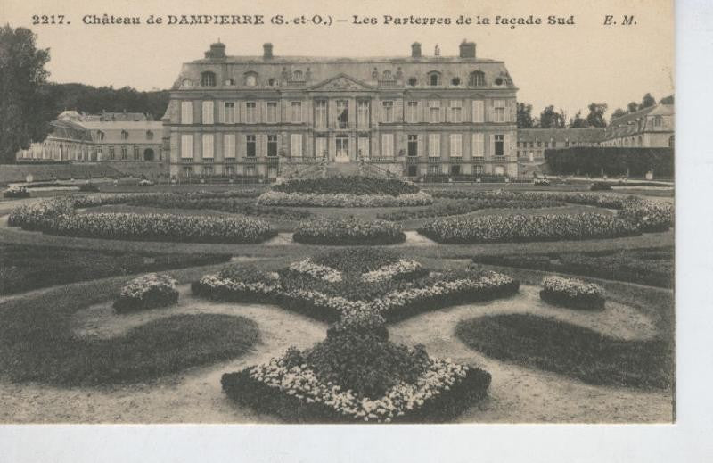 Postal B/N 0279 : Chateau de Dampierre: les parterres de la façade sud