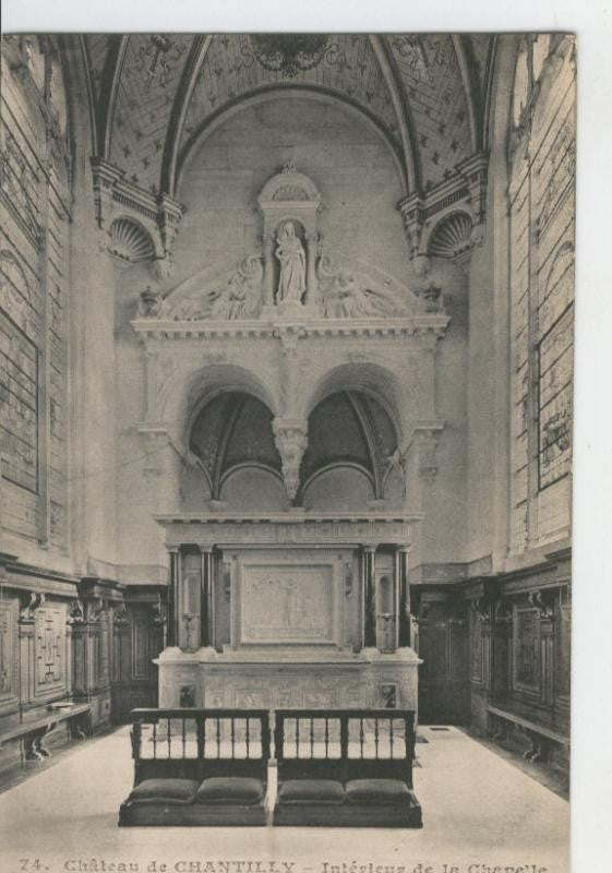 Postal B/N 0300: Chateau de Chantilly: Interiueur de la Chapelle