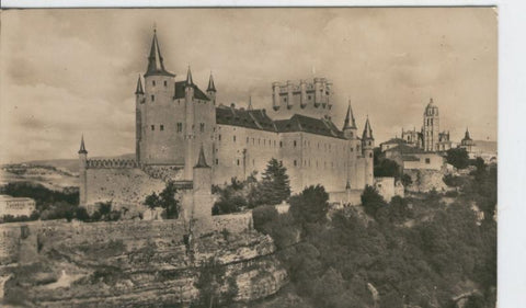 Postal B/N 0321 : El Alcazar de Segovia